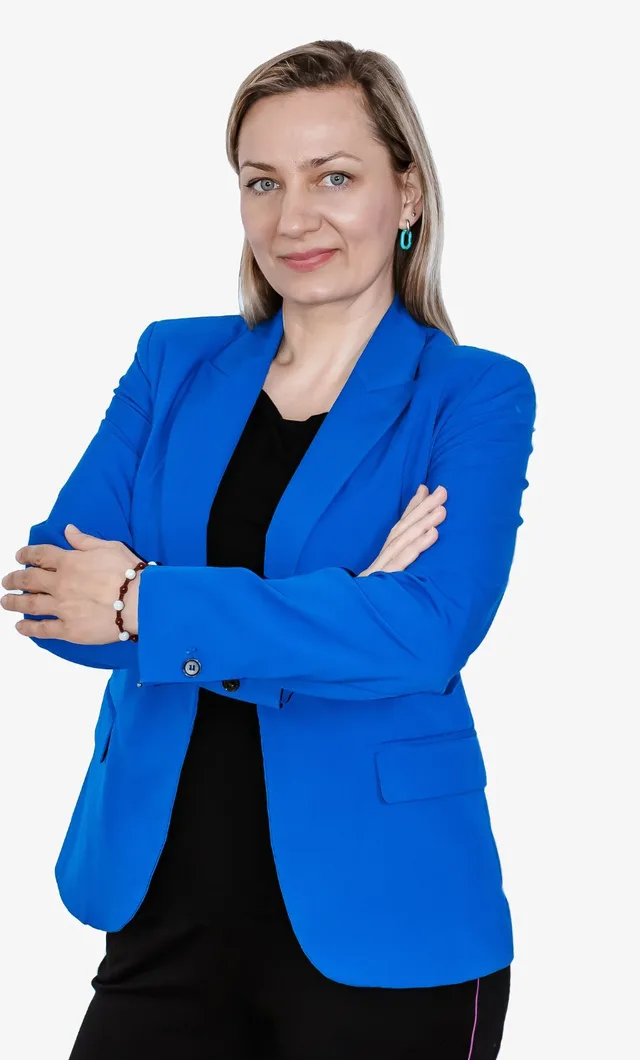 Justyna Rokicka - psycholog i certyfikowana psychoterapeutka, właścicielka Open Tales i autorka minikursu